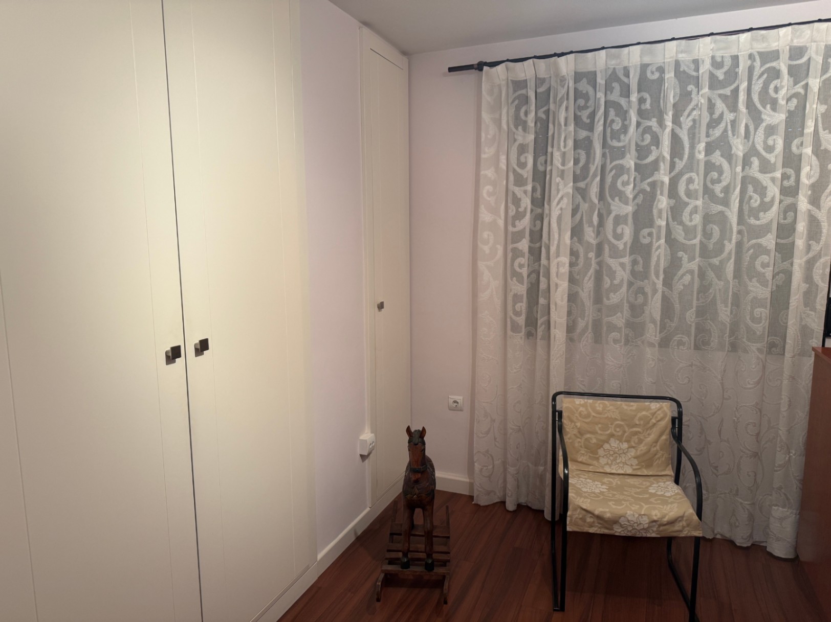 Piso y garaje en venta