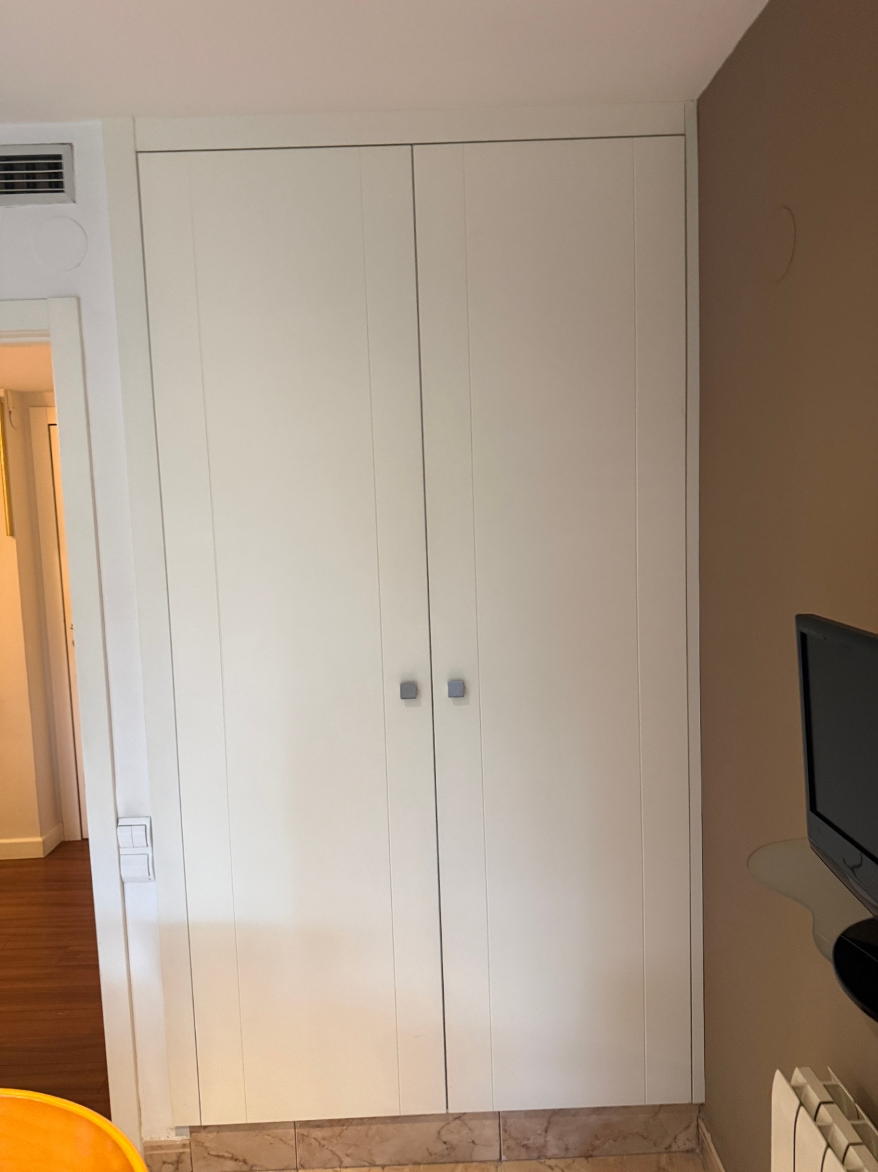 Piso y garaje en venta