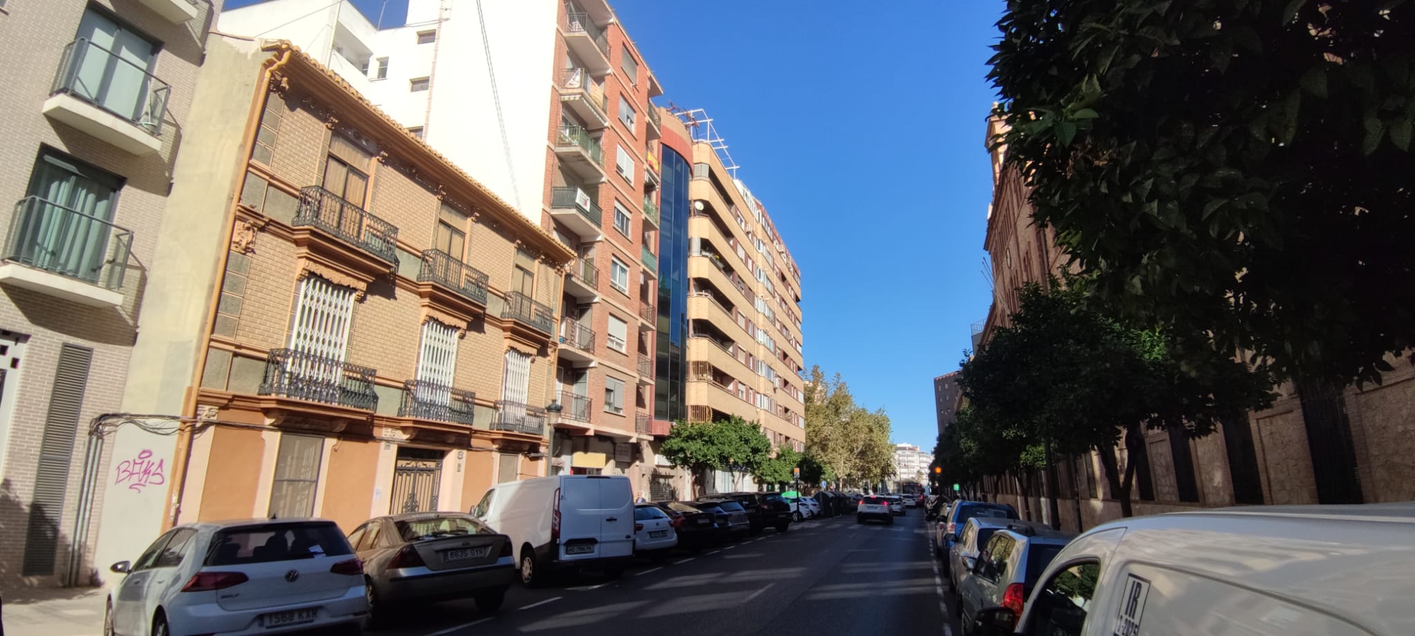 Commercial space for sale in Valencia